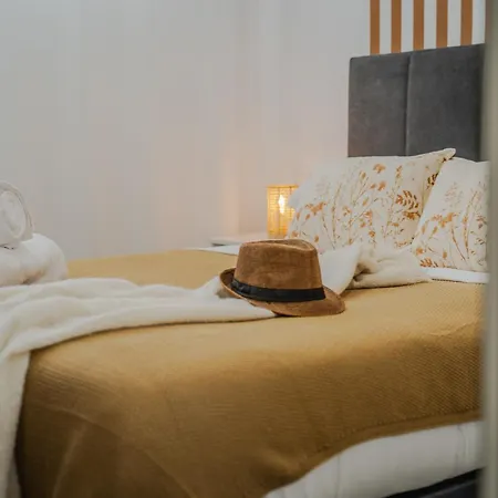 Penthouse With Private Roof Terrace - Tesoro Del Galeon Apartman *
