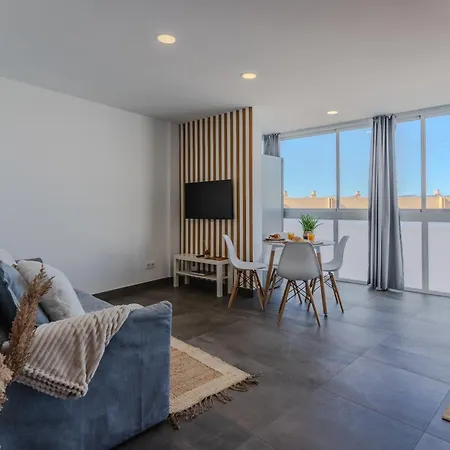 Penthouse With Private Roof Terrace - Tesoro Del Galeon アパート