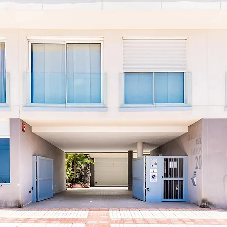Penthouse With Private Roof Terrace - Tesoro Del Galeón *
